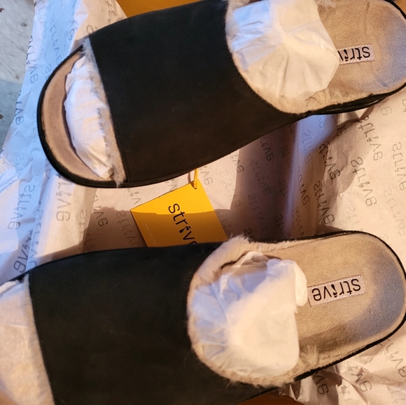 Ladies sandals - Picture 7 of 8